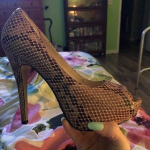 pour la victoire heels